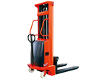 國(guó)產(chǎn)半電動(dòng)堆高車(chē)的使用方式,國(guó)產(chǎn)半電動(dòng)堆高車(chē)的生產(chǎn)廠